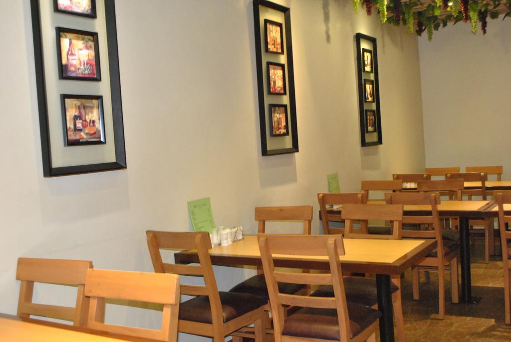 Dragon Home Inn Cebu Buitenkant foto