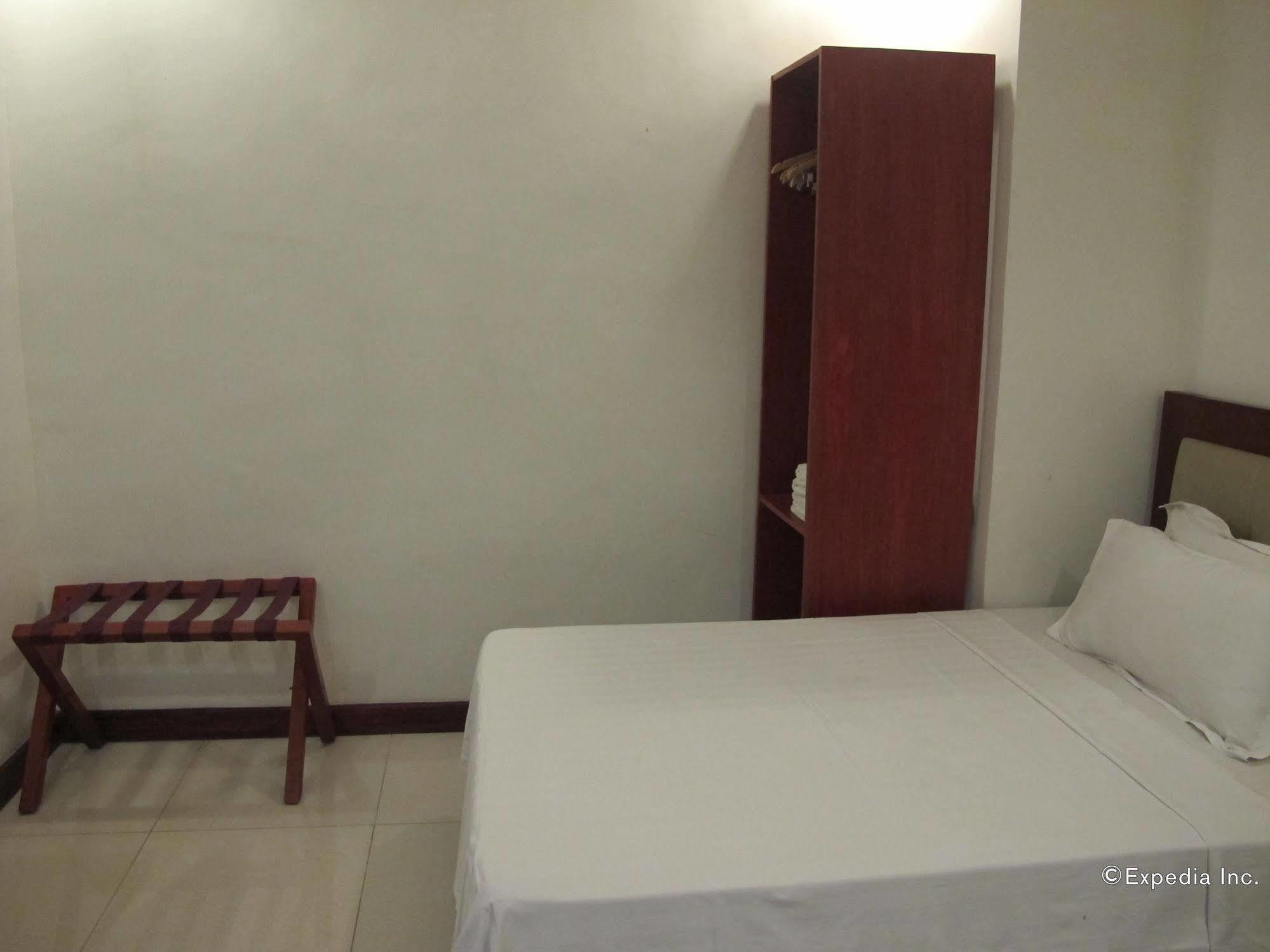 Dragon Home Inn Cebu Buitenkant foto