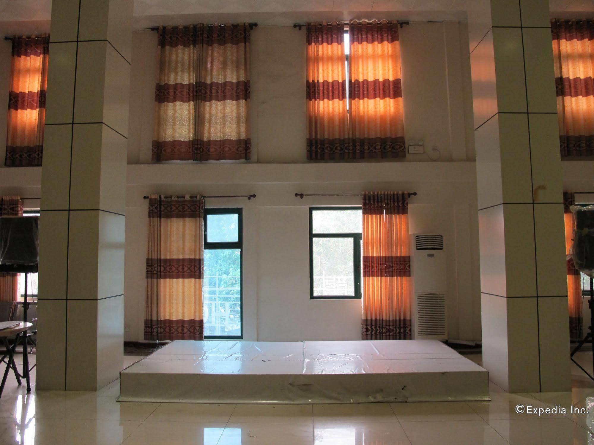 Dragon Home Inn Cebu Buitenkant foto